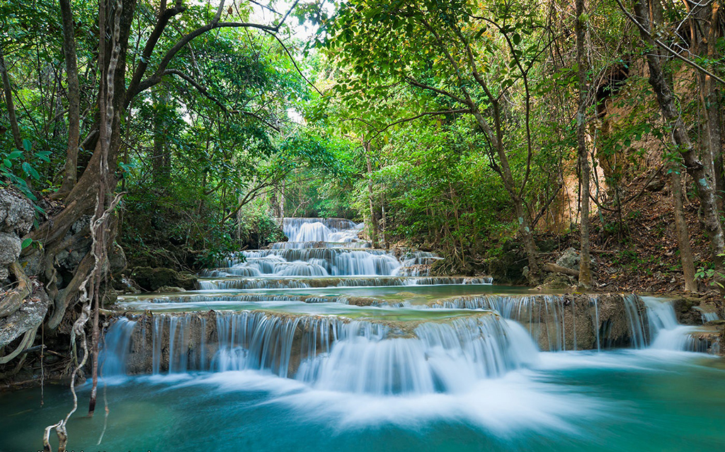 Top 5 Most Beautiful Waterfalls in Asia | Expats Holidays