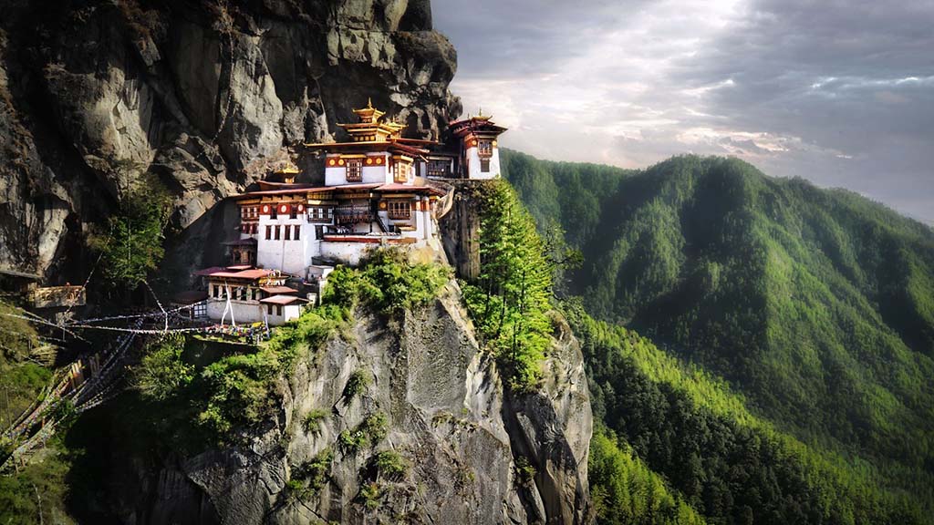 Holiday Travel Bhutan | Expats Holidays